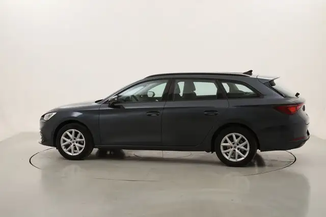 SEAT Leon view 2