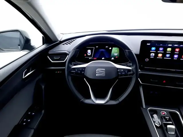 SEAT Leon view 11