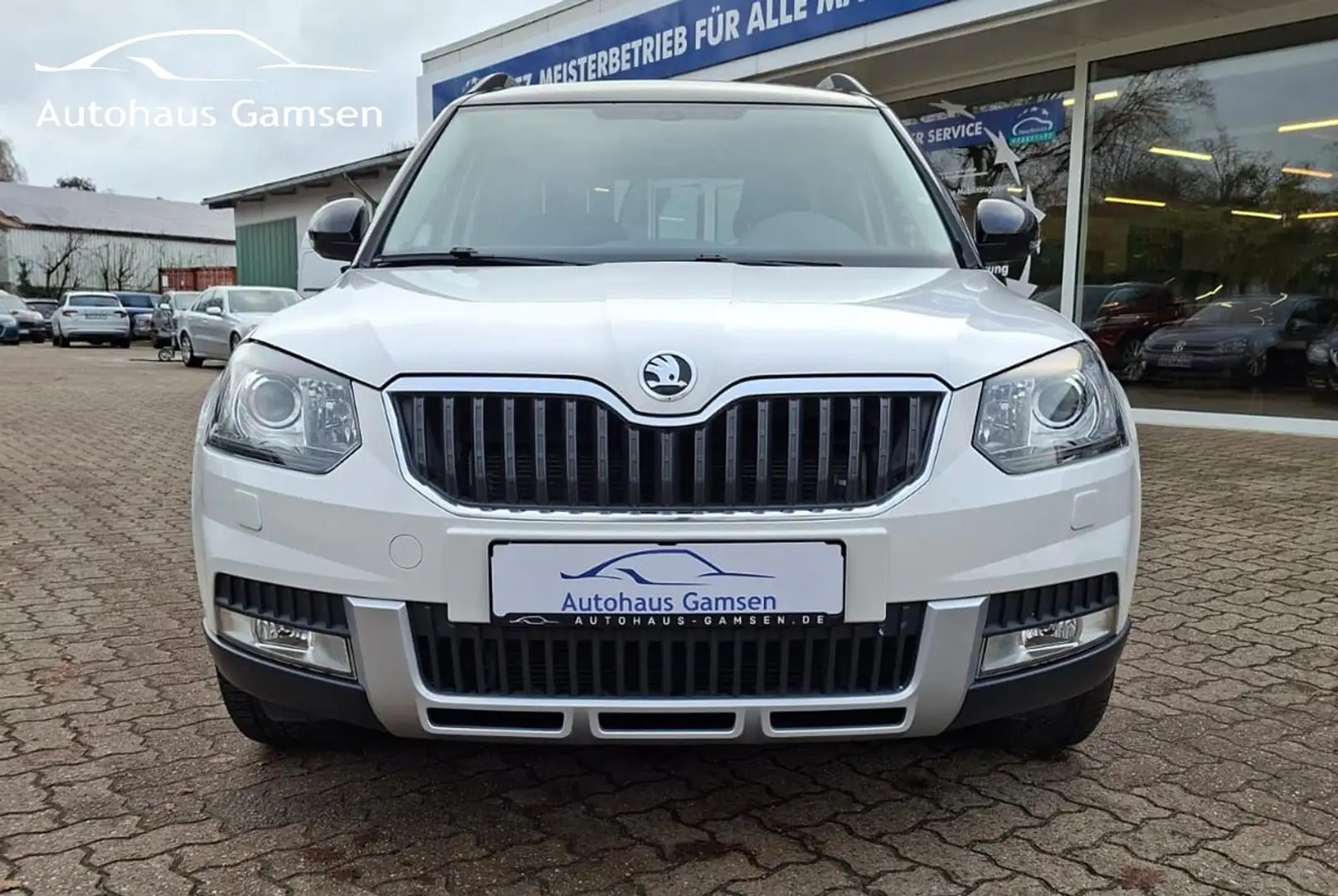 Skoda Yeti 1.4 TSI DSG Adventure Sthzg/PDC/Xenon Blanc - 2