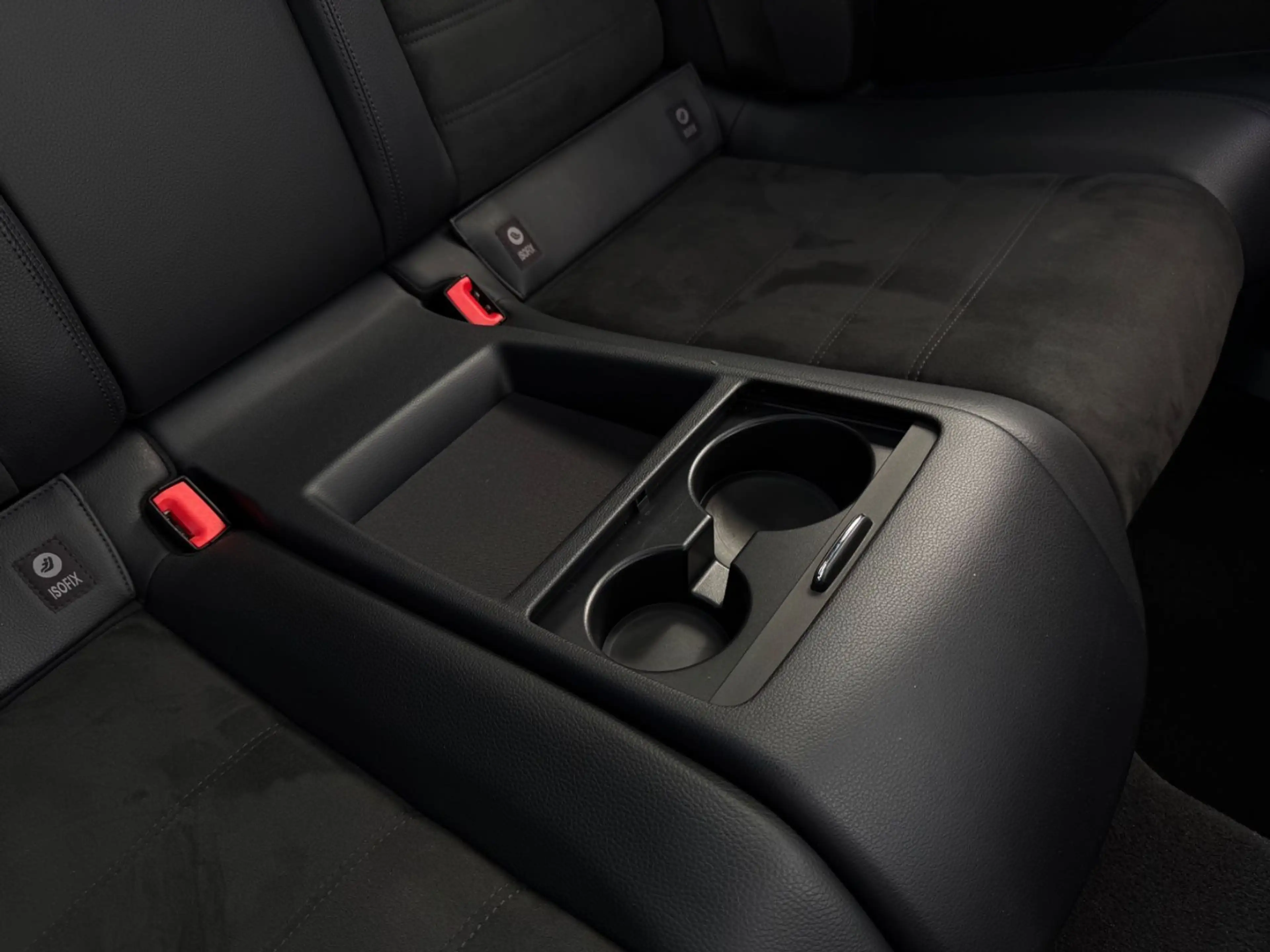 Mercedes-Benz C 63 AMG Performance Coupe W204 — photo 34