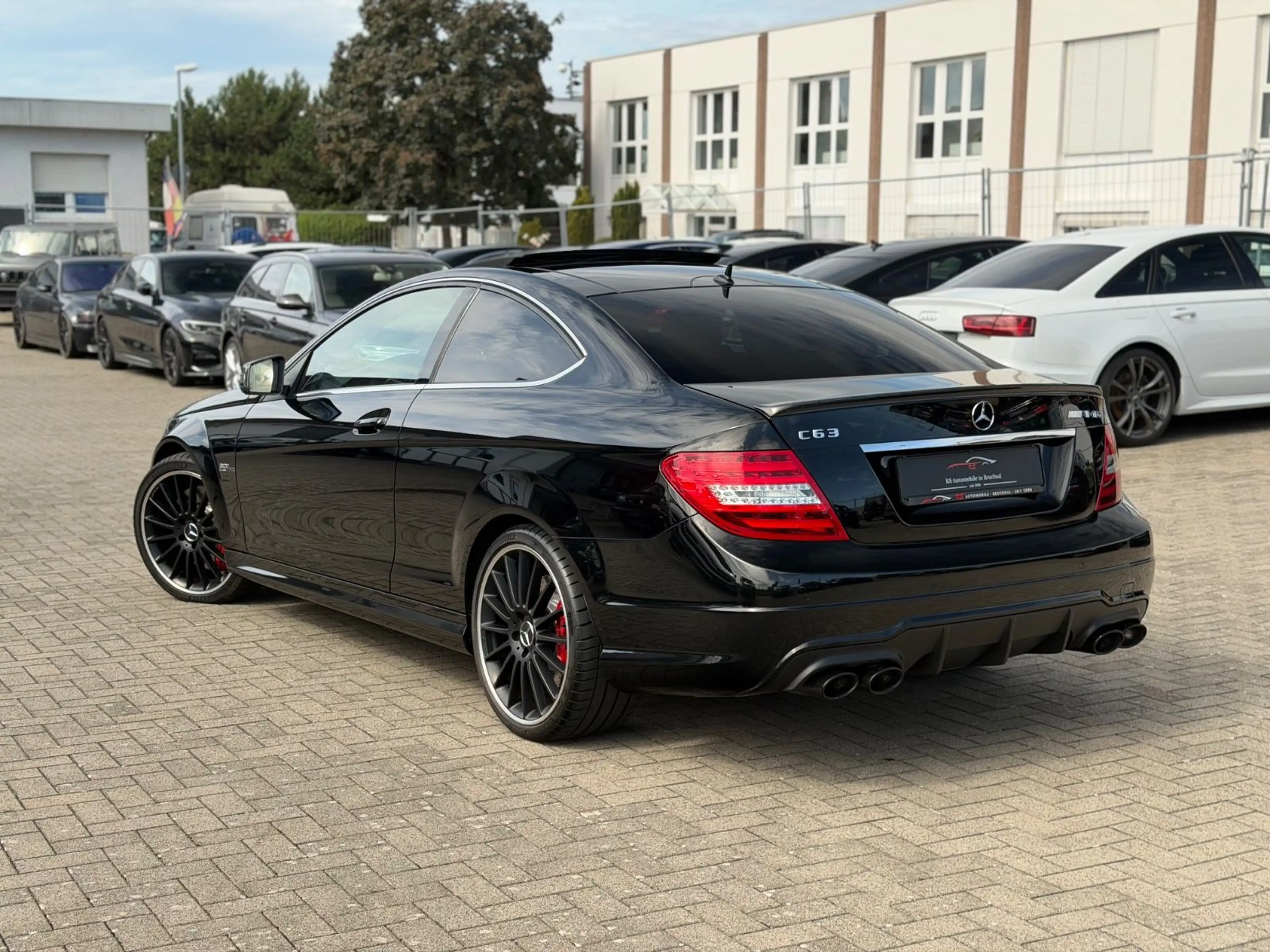 Mercedes-Benz C 63 AMG Performance Coupe W204 — photo 12