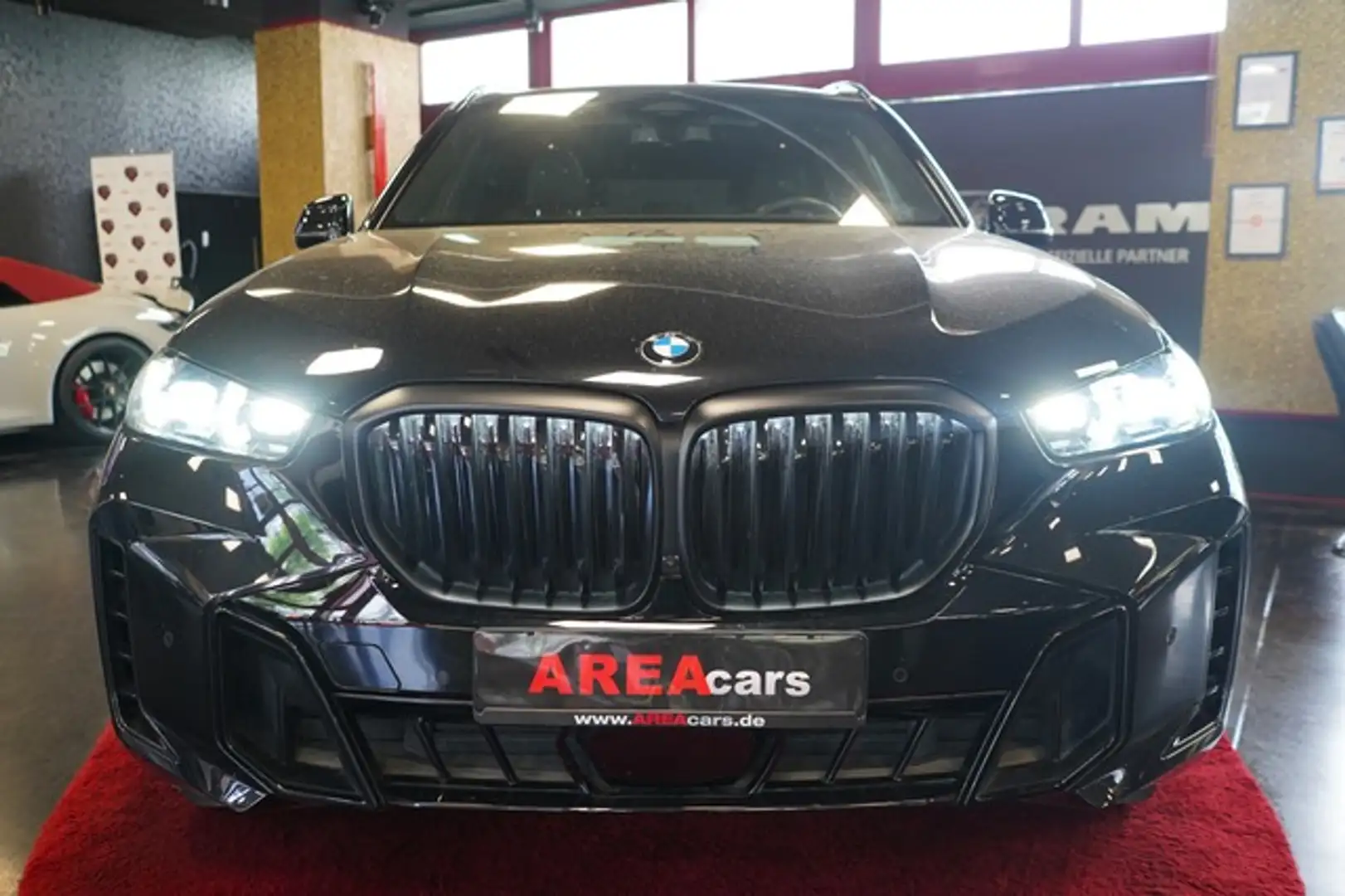BMW X5 40 d xDrive MSPORT PANO ONSTOCK FACELIFT Noir - 2