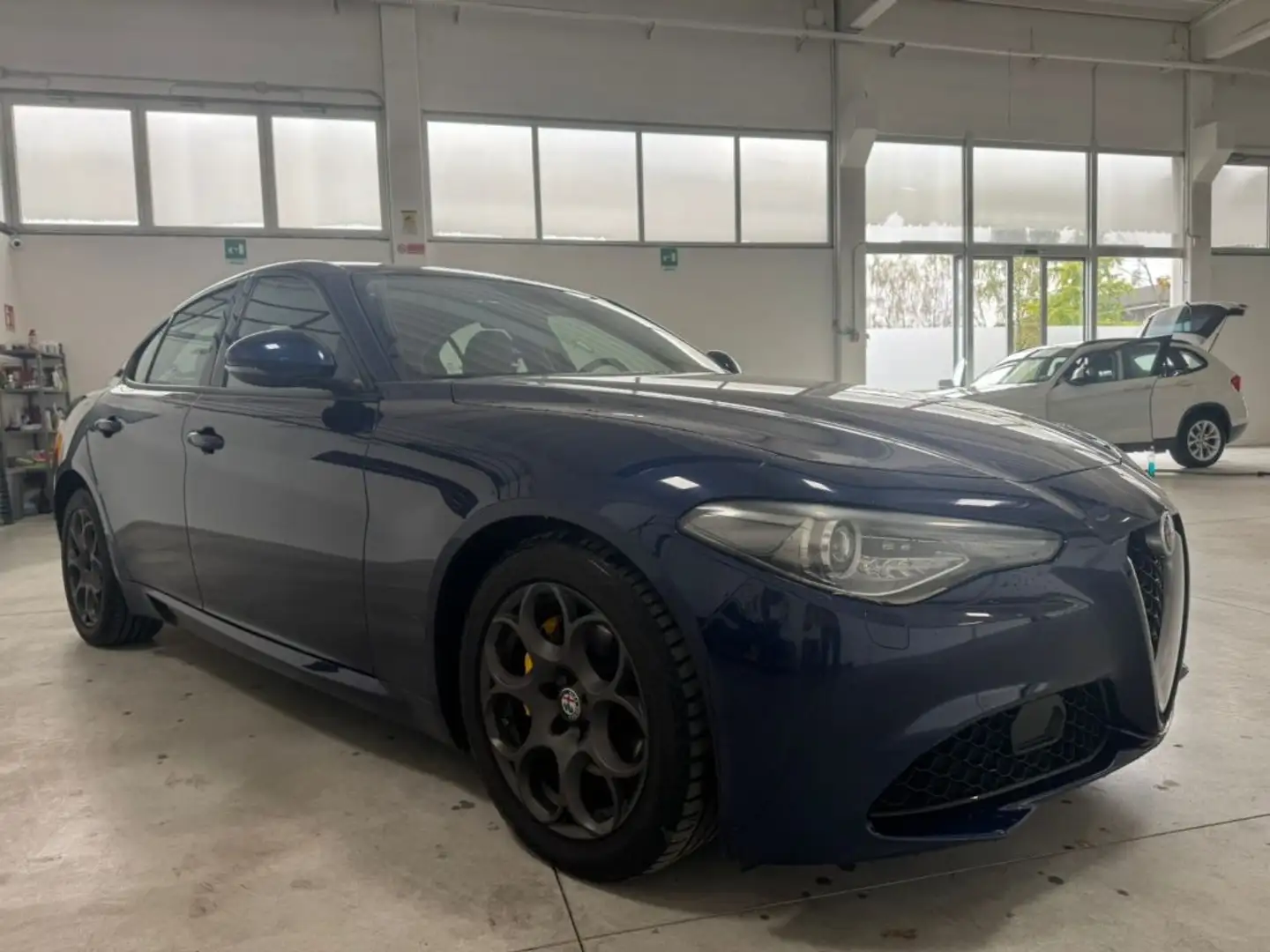 Alfa Romeo Giulia 2.2 Turbodiesel 150 CV AT8 Super Bleu - 2