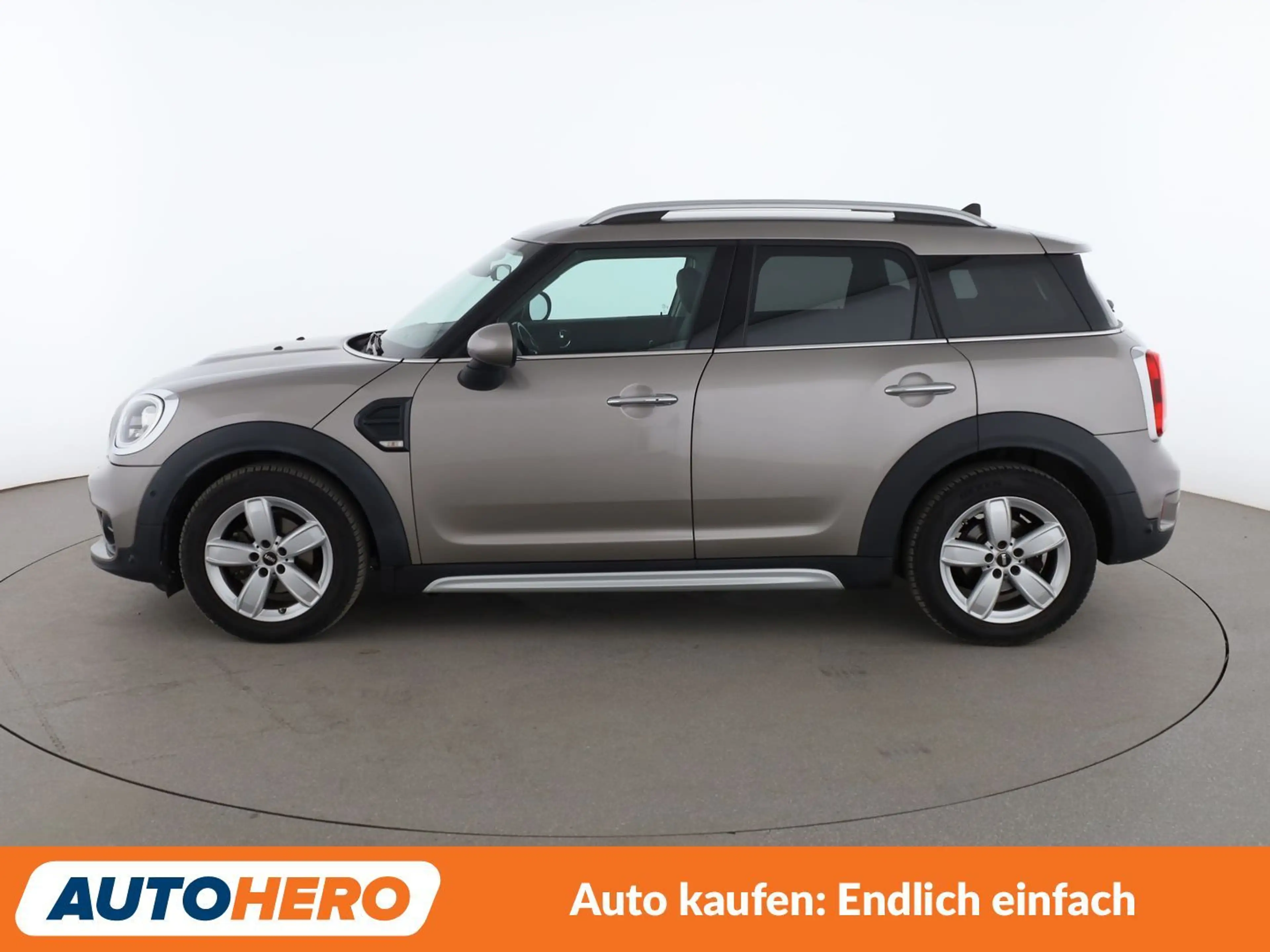 MINI One Countryman One Aut.*NAVI*LED*TEMPO*PDC*SHZ* — photo 3