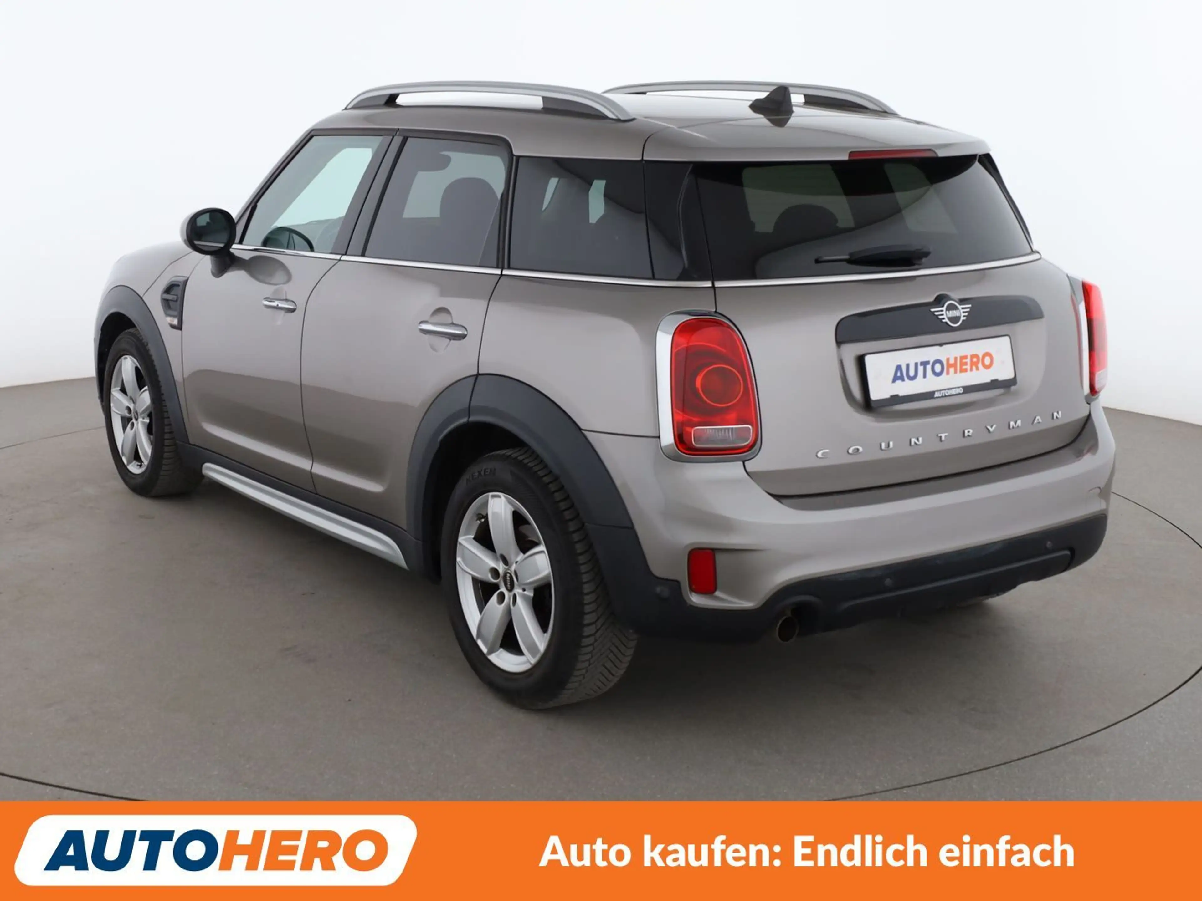 MINI One Countryman One Aut.*NAVI*LED*TEMPO*PDC*SHZ* — photo 4