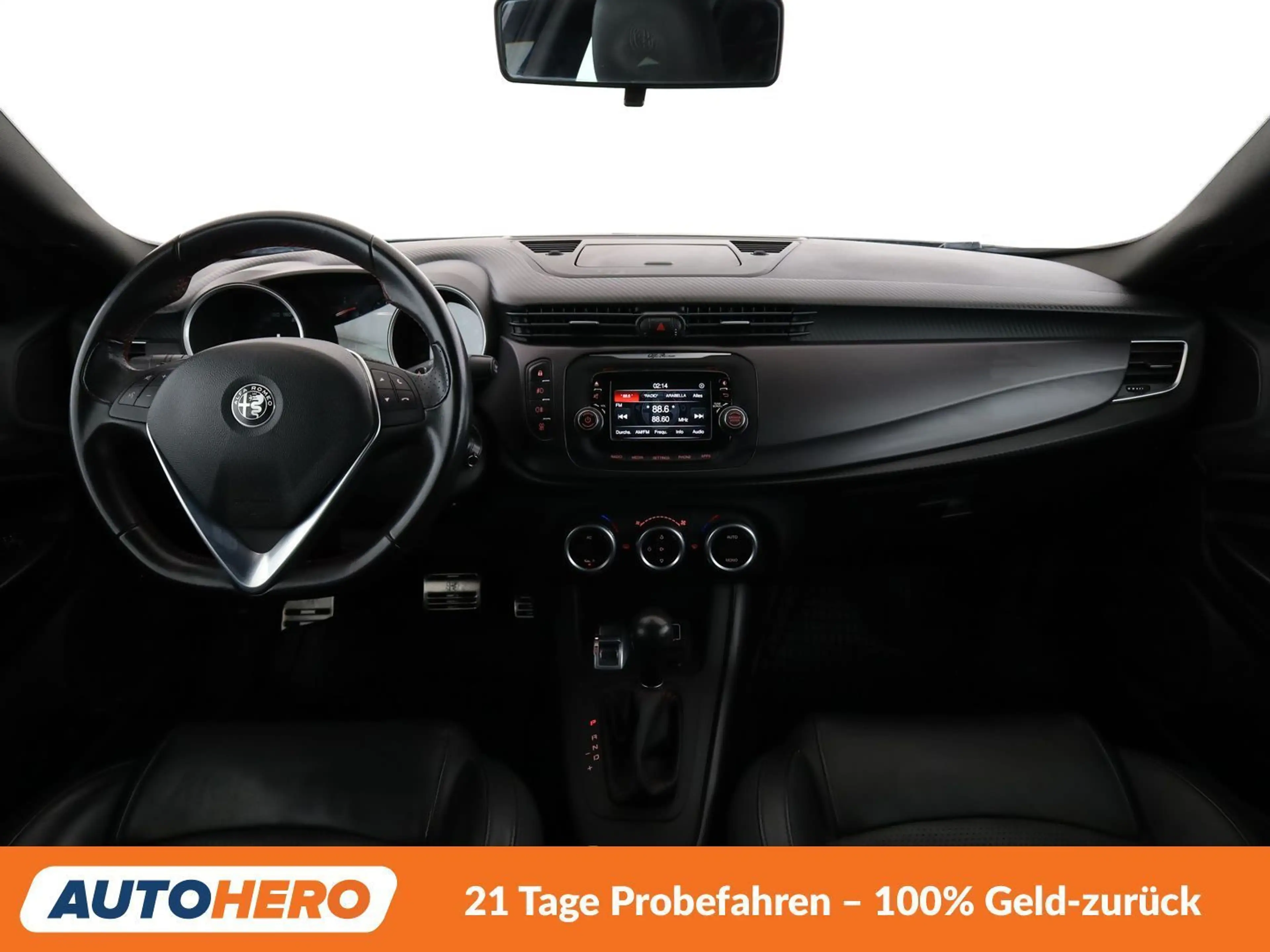 Alfa Romeo Giulietta 1.8 Turbo Veloce — photo 12