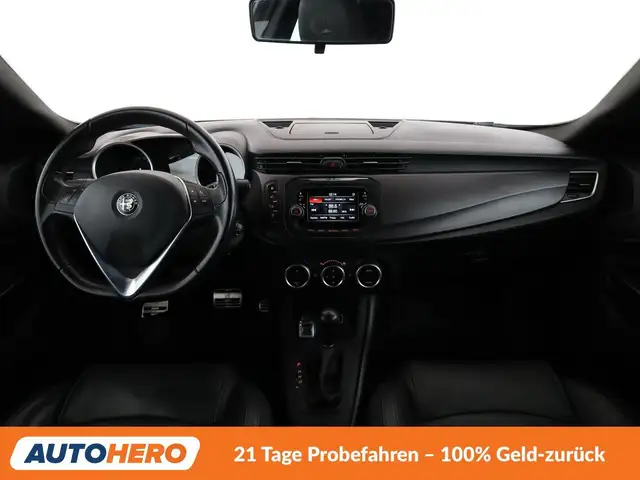 Alfa Romeo Giulietta view 12