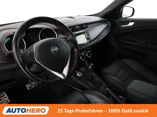 Alfa Romeo Giulietta view 11