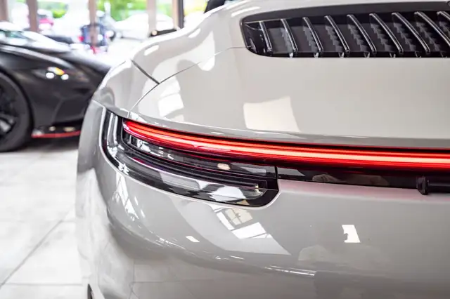 Porsche 992 view 14