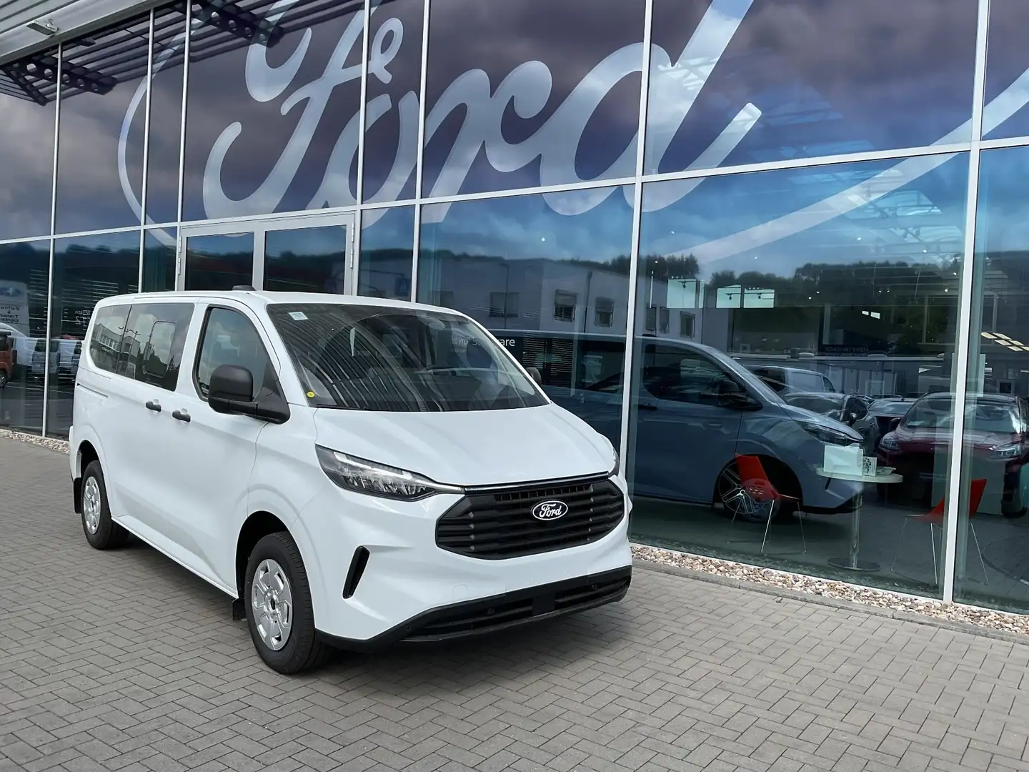Ford Transit Custom KOMBI 320L1 Trend *Navi *LED Blanco - 1