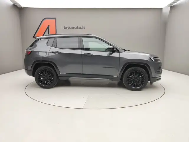 Jeep Compass view 10