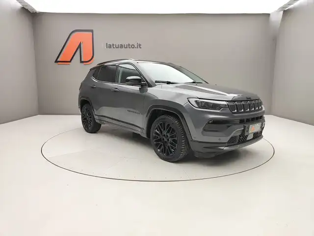 Jeep Compass view 5