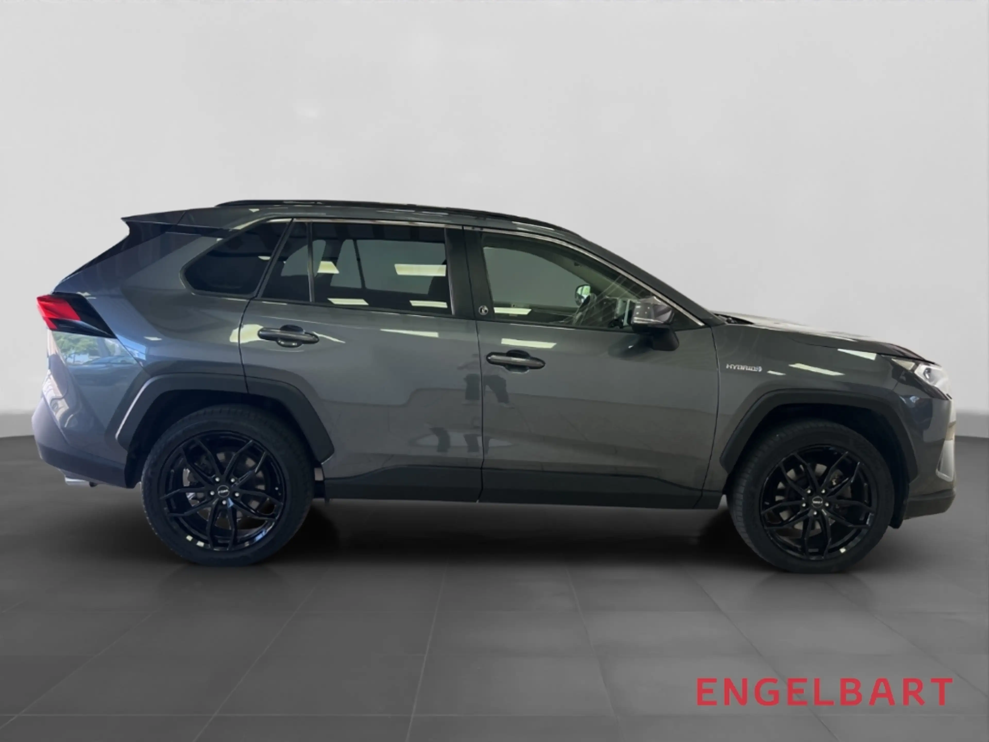Toyota RAV 4 2.5 Hybrid Team Deutschland AHK abnehmbar — photo 5