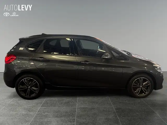 BMW 2 Series view 7
