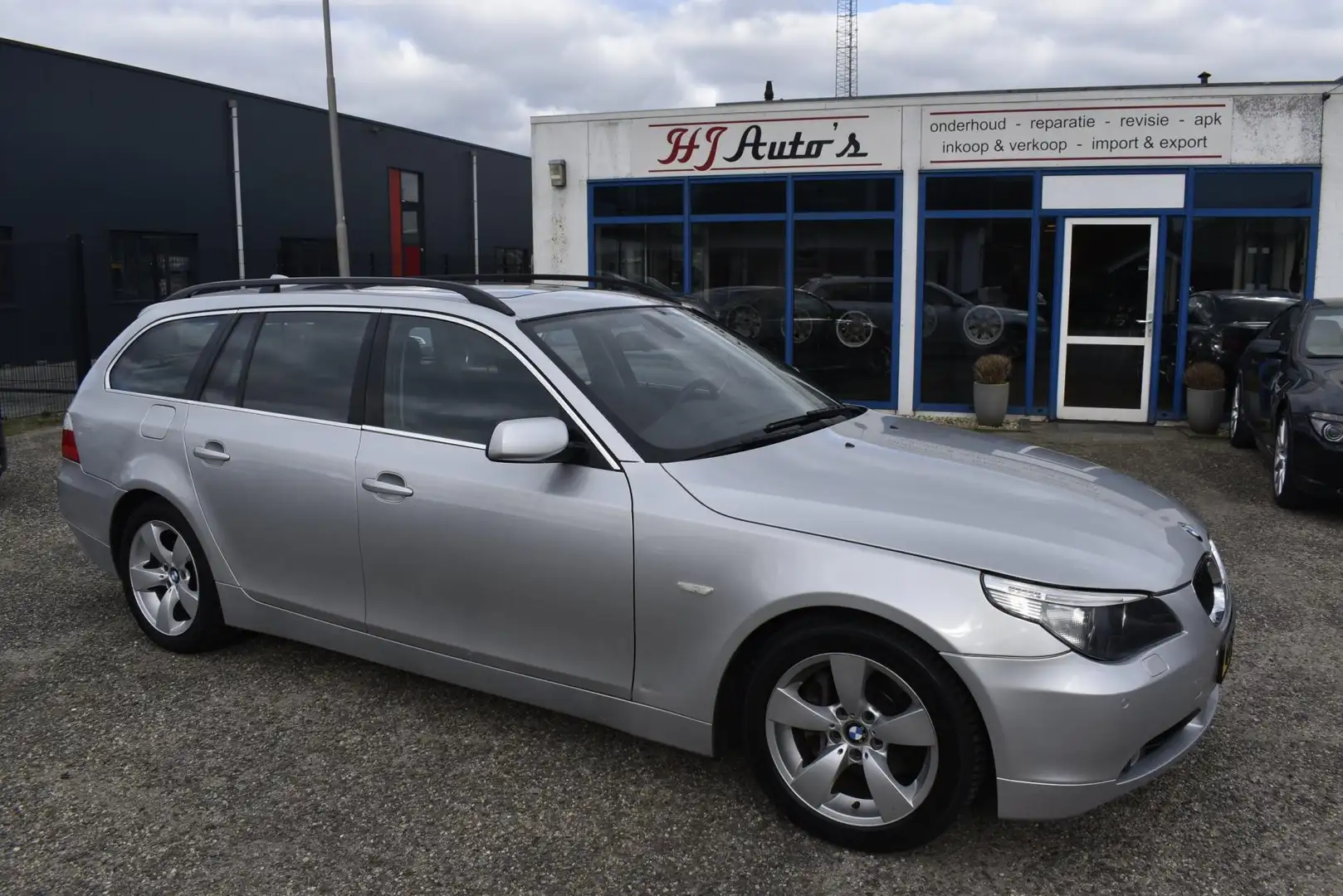 BMW 530 5-serie Touring 530i youngtimer Grey - 2