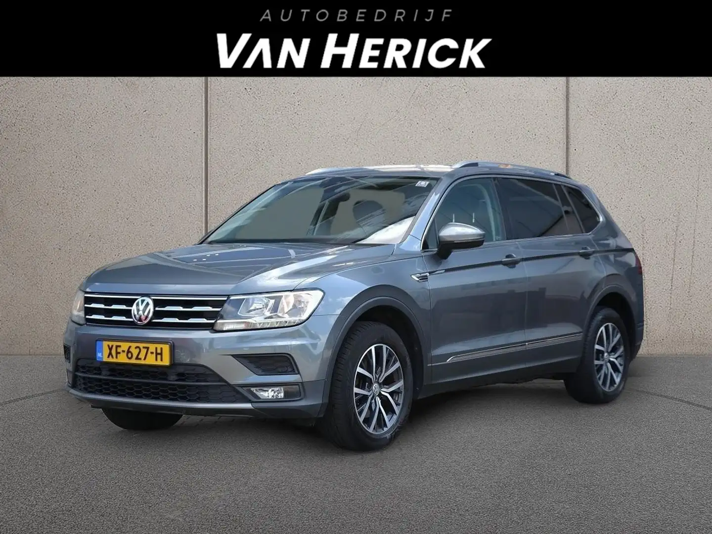 Volkswagen Tiguan Allspace 1.4 TSI Comfortline 7 zitter | Trekhaak | Nette st Grijs - 1