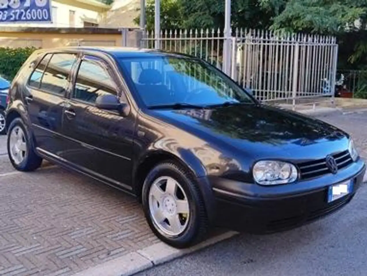 Volkswagen Golf IV 5p 1.6 Benz/Metano, foto 1