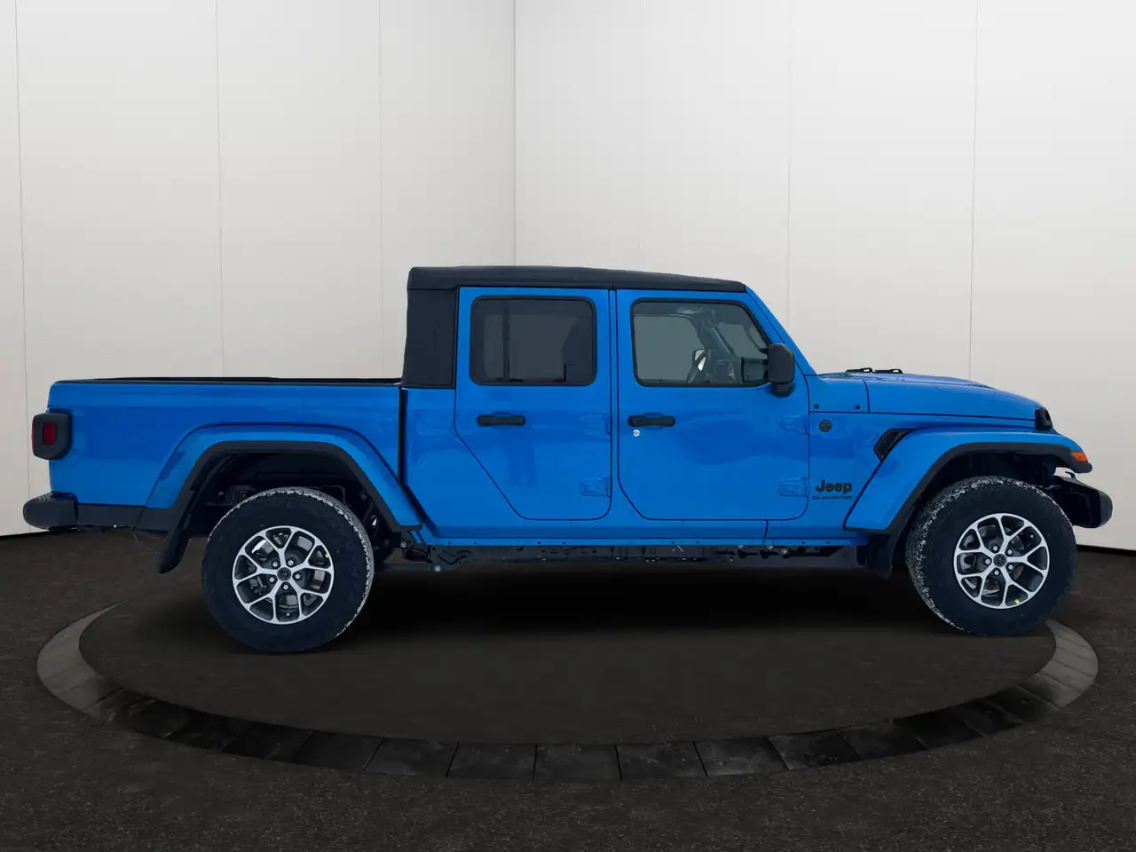 Jeep Gladiator снимка Jeep Gladiator