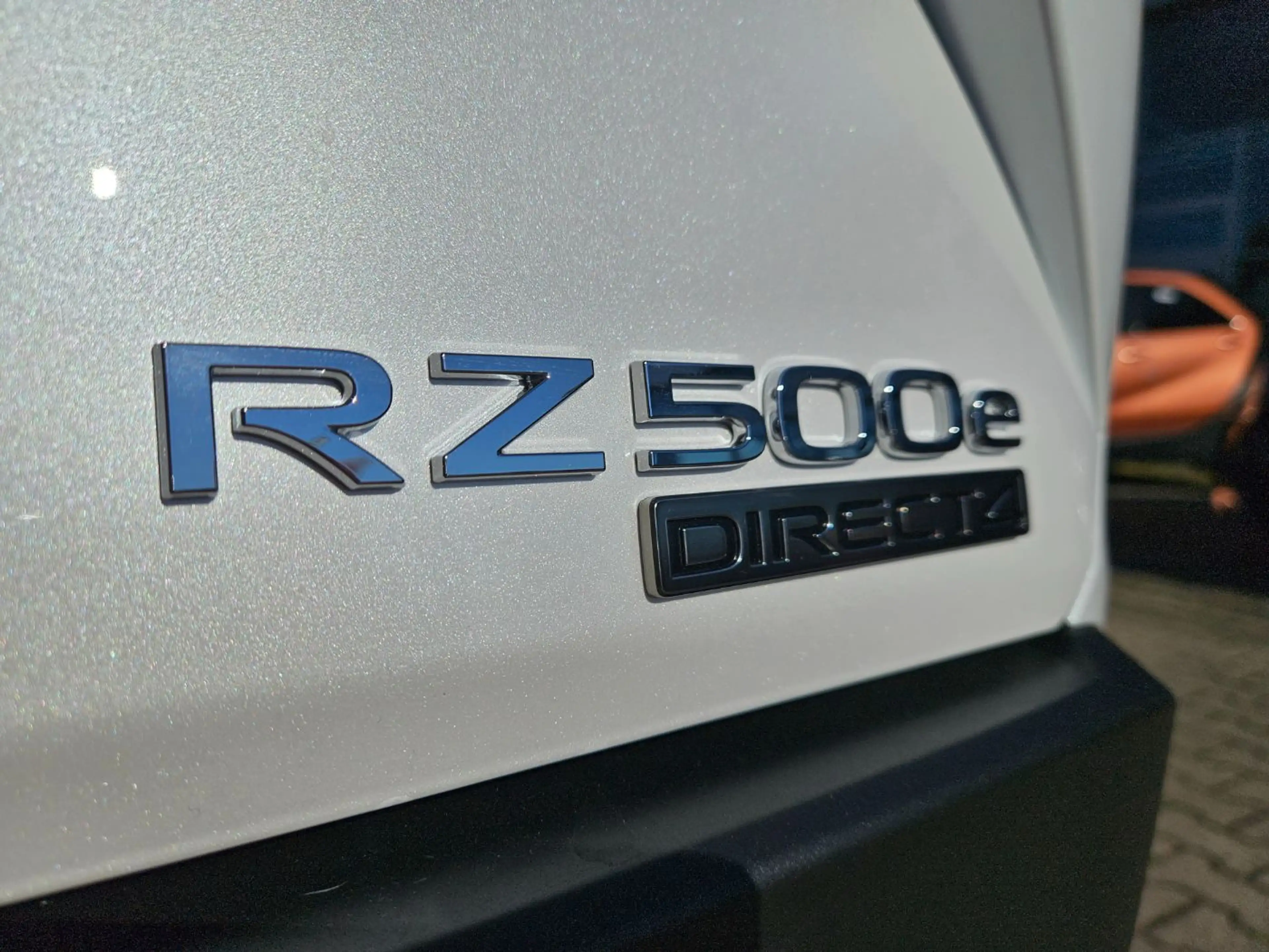 Lexus RZ 500e DIRECT4 Executive ACC+LED+Navi+SHZ — photo 10