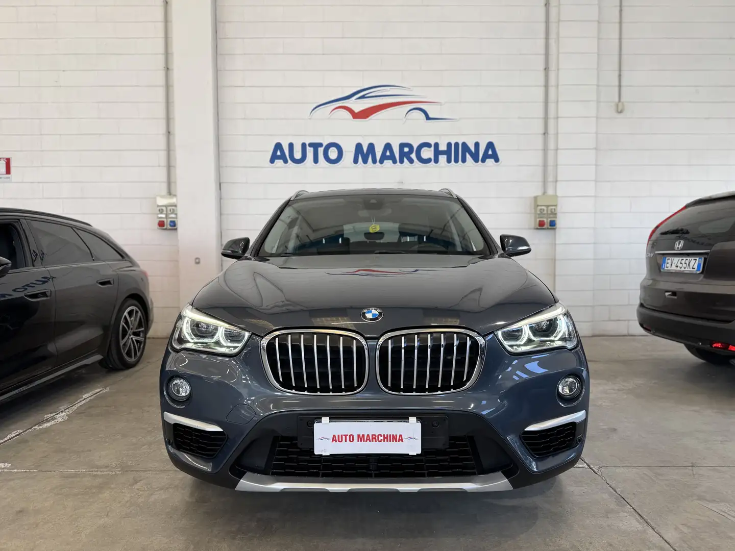 BMW X1 SDRIVE 18d xLine GARANZIA 12 MESI Gris - 2