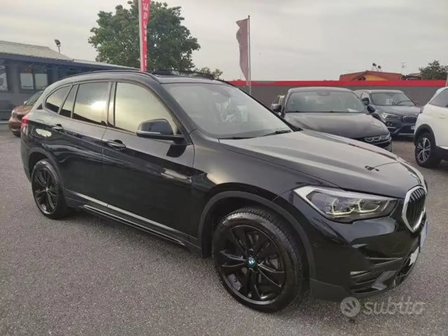 BMW X1 X1 sdrive20d Sport auto Nero - 2