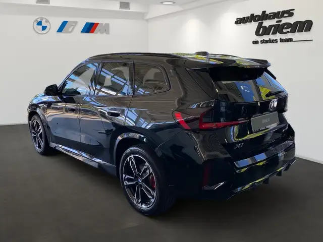 BMW X1 view 4