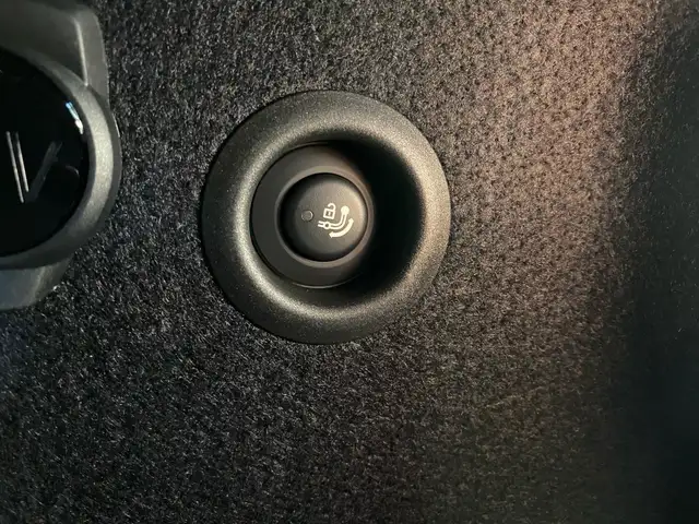 BMW X1 view 13