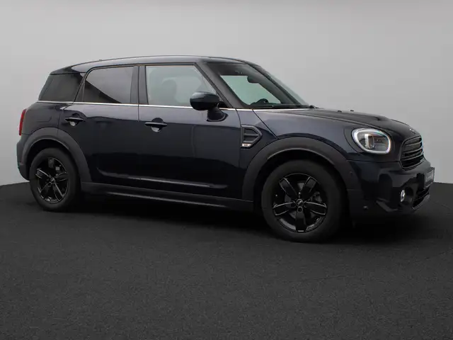 MINI Countryman view 4
