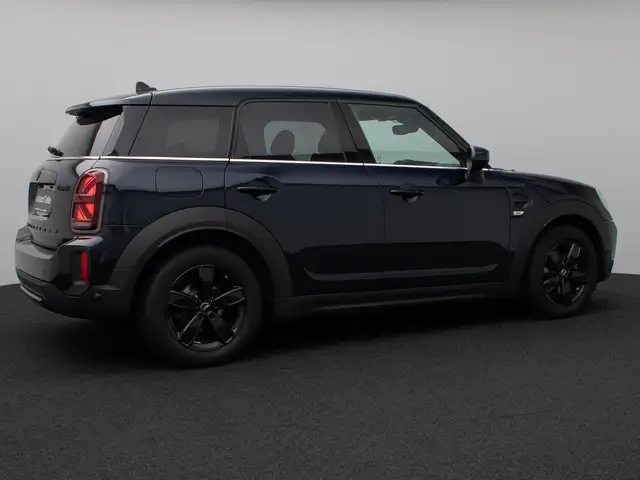MINI Countryman view 6