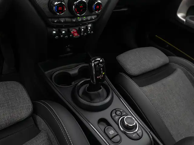 MINI Countryman view 22