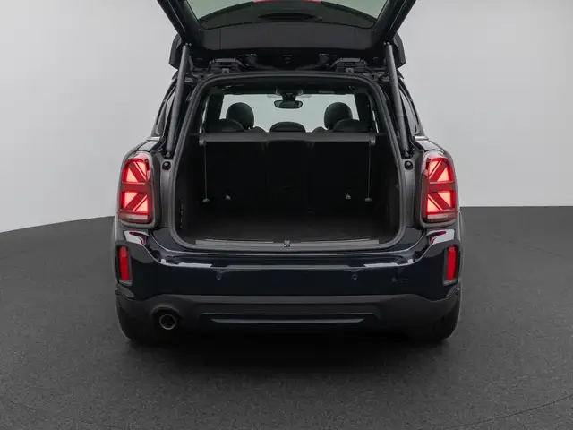 MINI Countryman view 13