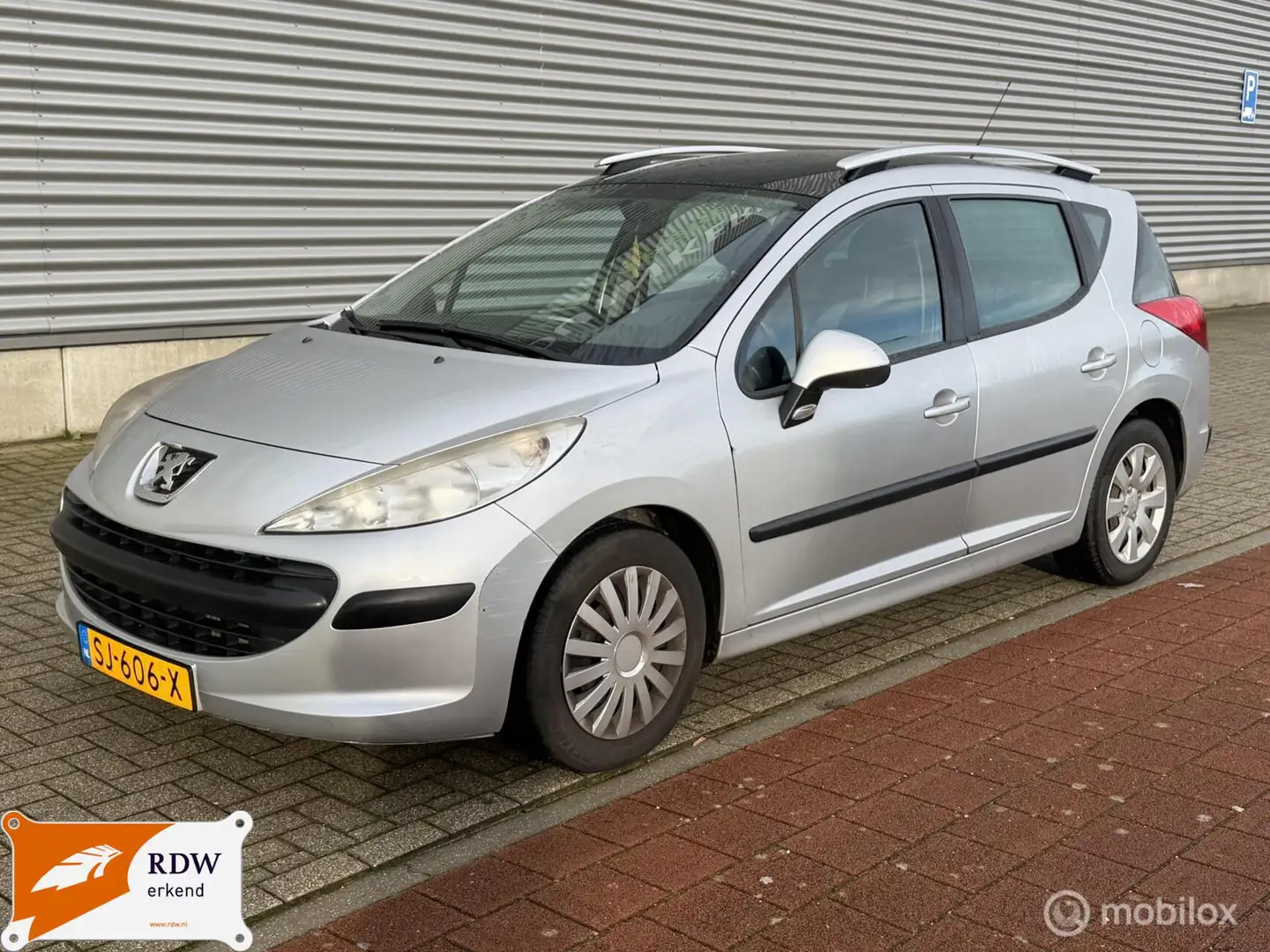 Peugeot 207 SW 1.4 VTi X-line White - 2