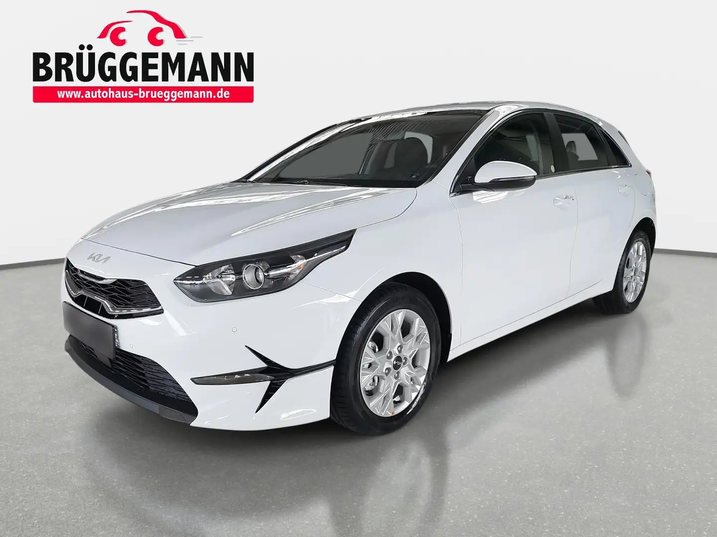 Kia Ceed / cee'd CEED 1.5 T-GDI DCT7 ULTIMATE EDITION MJ25 Білий - 1