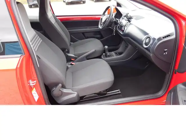Volkswagen Up! view 11