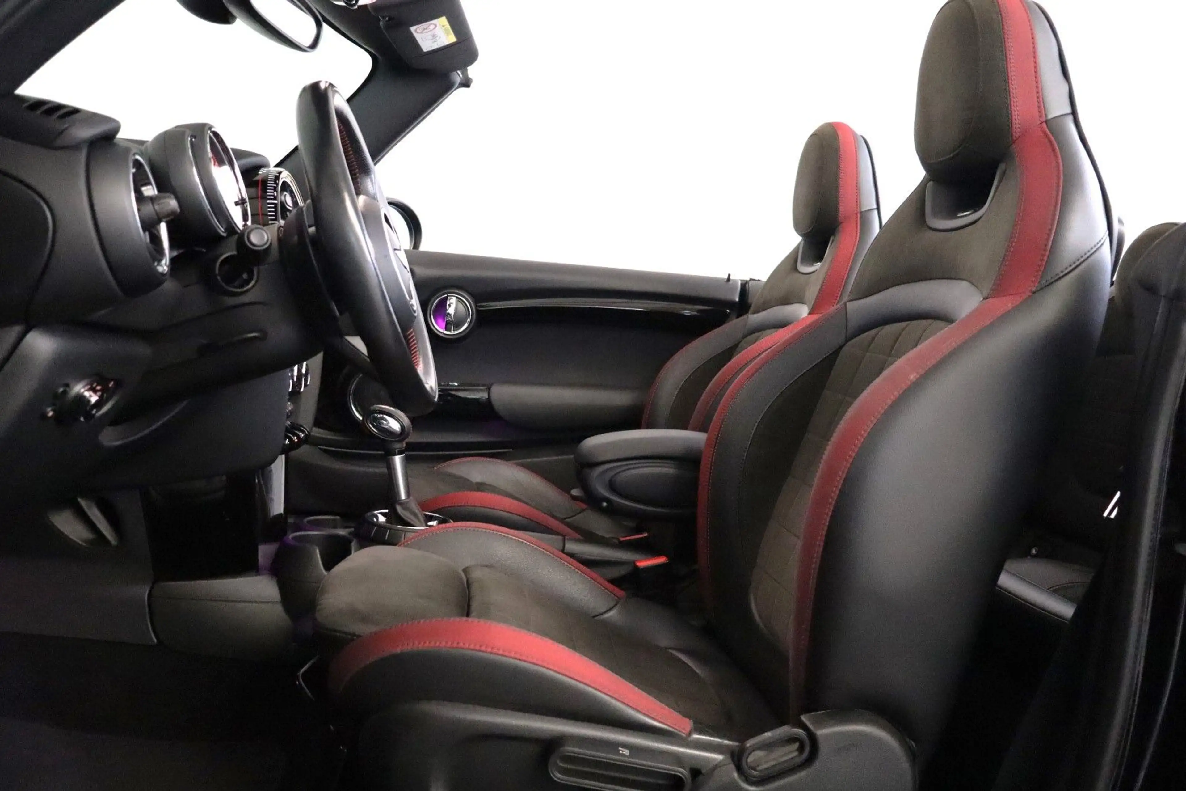 MINI John Cooper Works Cabrio 2,0 Aut. Keyless LED — photo 7