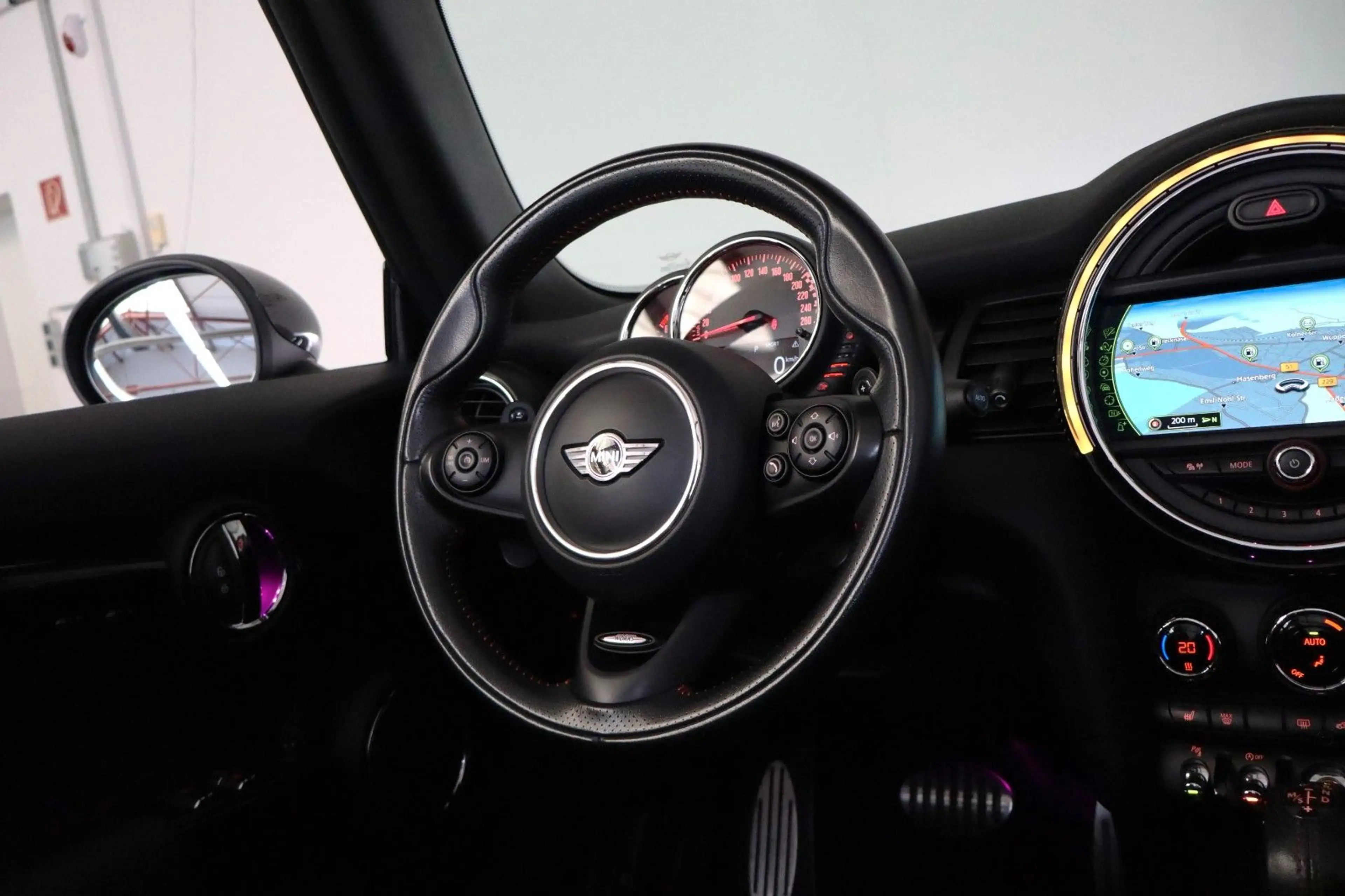 MINI John Cooper Works Cabrio 2,0 Aut. Keyless LED — photo 14