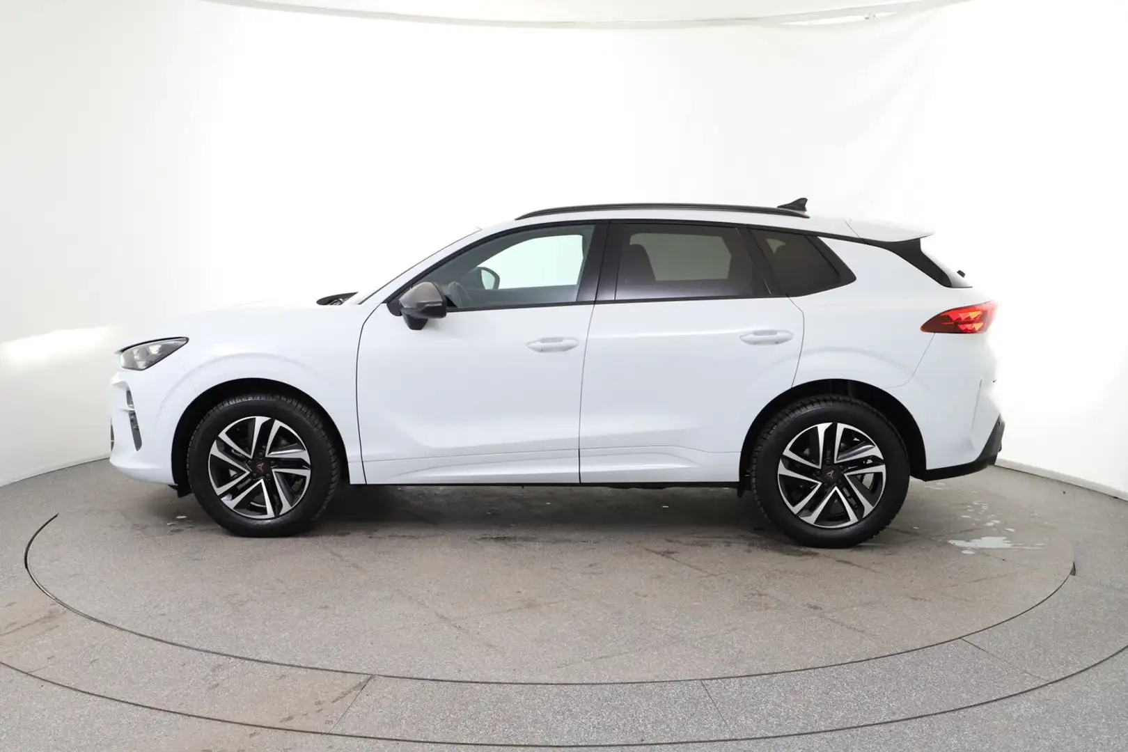 CUPRA Terramar 1.5 e-TSI 150 PS DSG Weiß - 2
