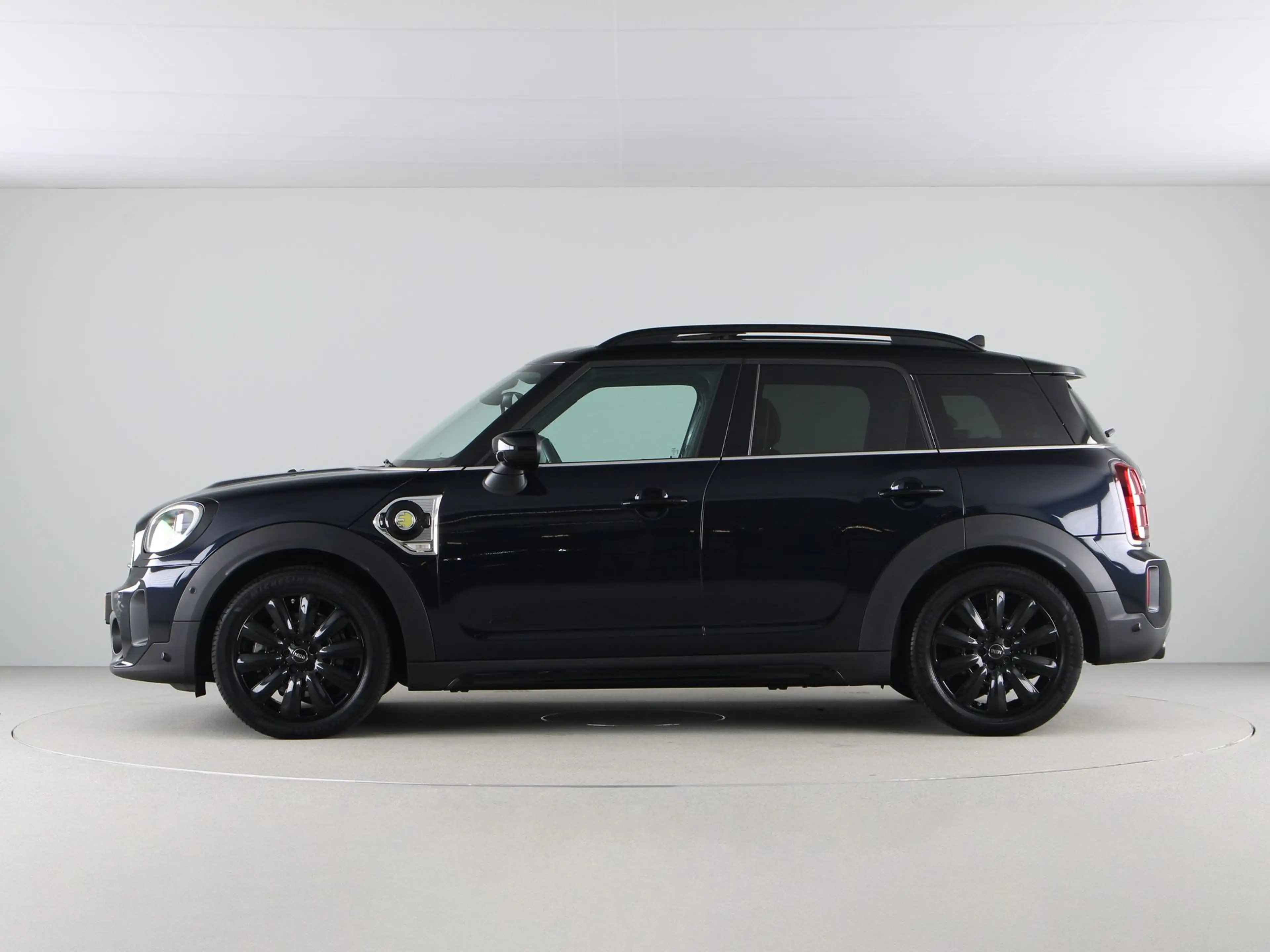 MINI Cooper SE Countryman ALL4 Classic — photo 12