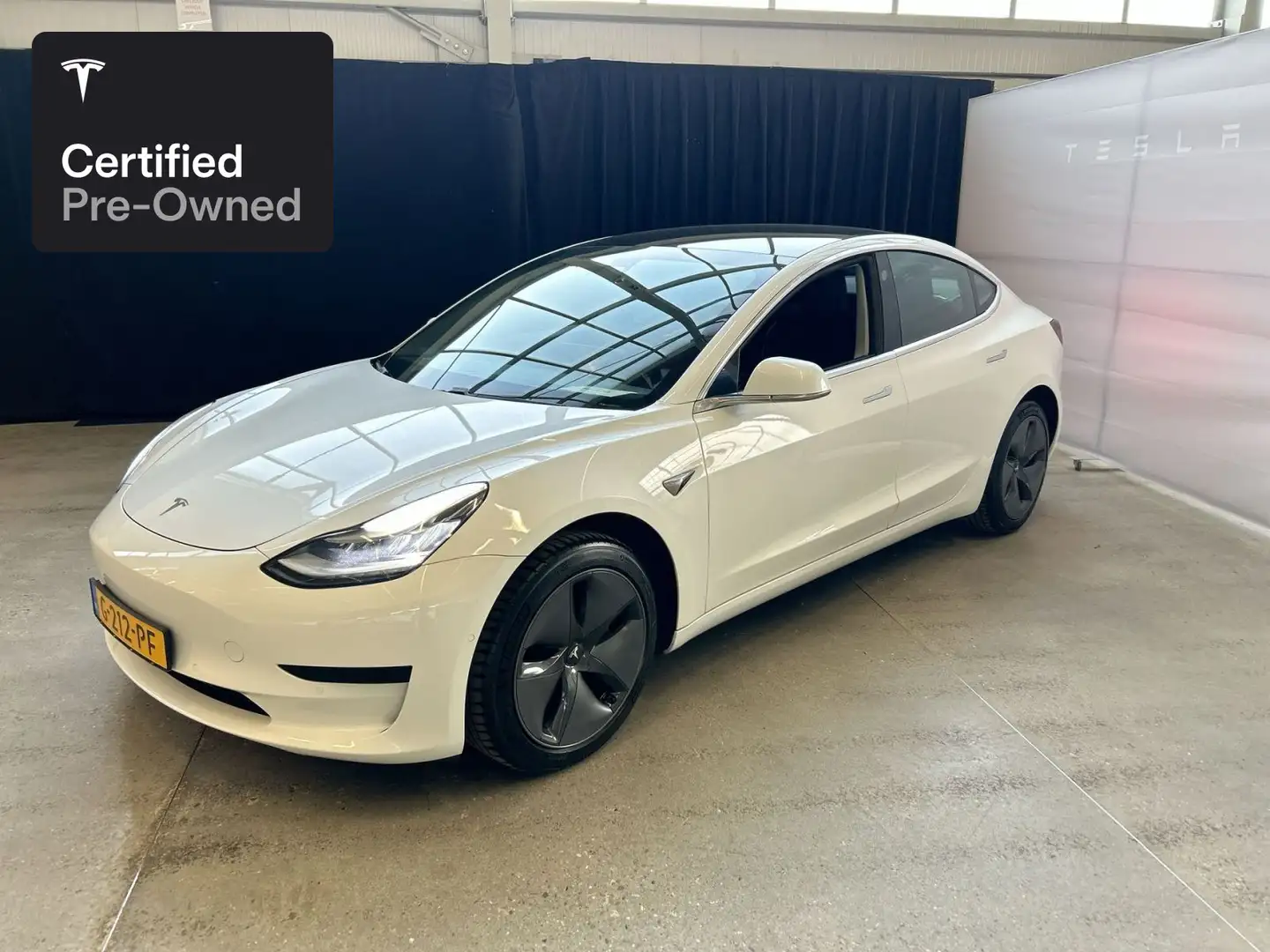 Tesla Model 3 Rear-Wheel Drive “Certified Pre-Owned” Blanc - 2