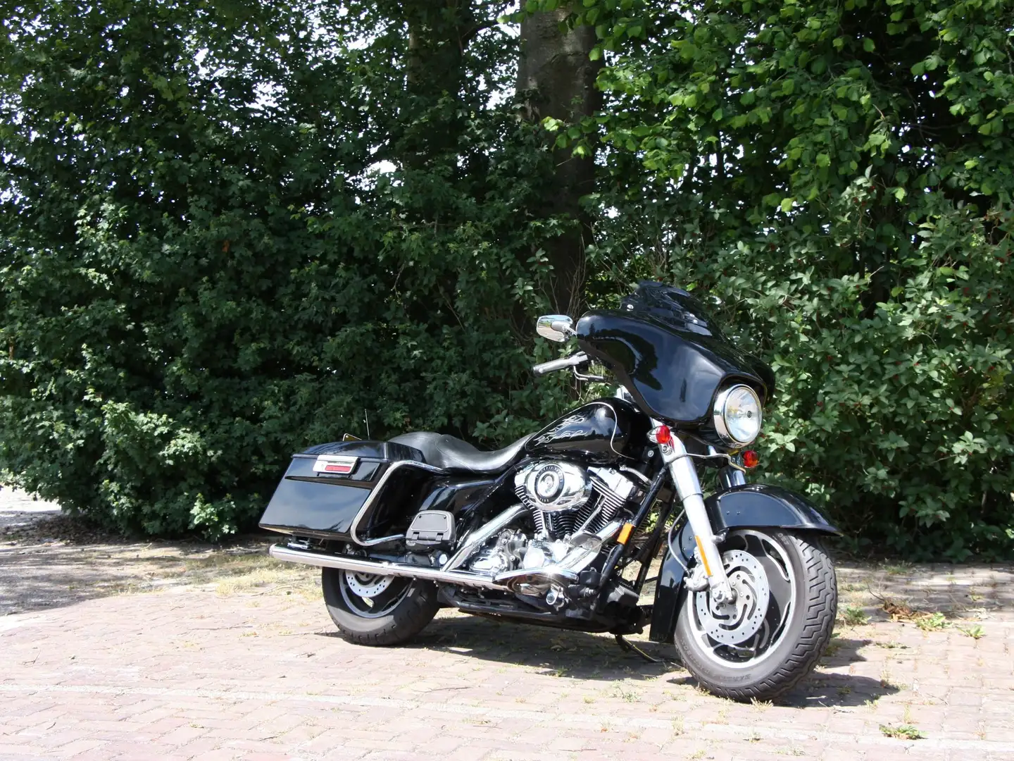 Harley-Davidson Street Glide harley davidson Streetglide FLHXI Noir - 1