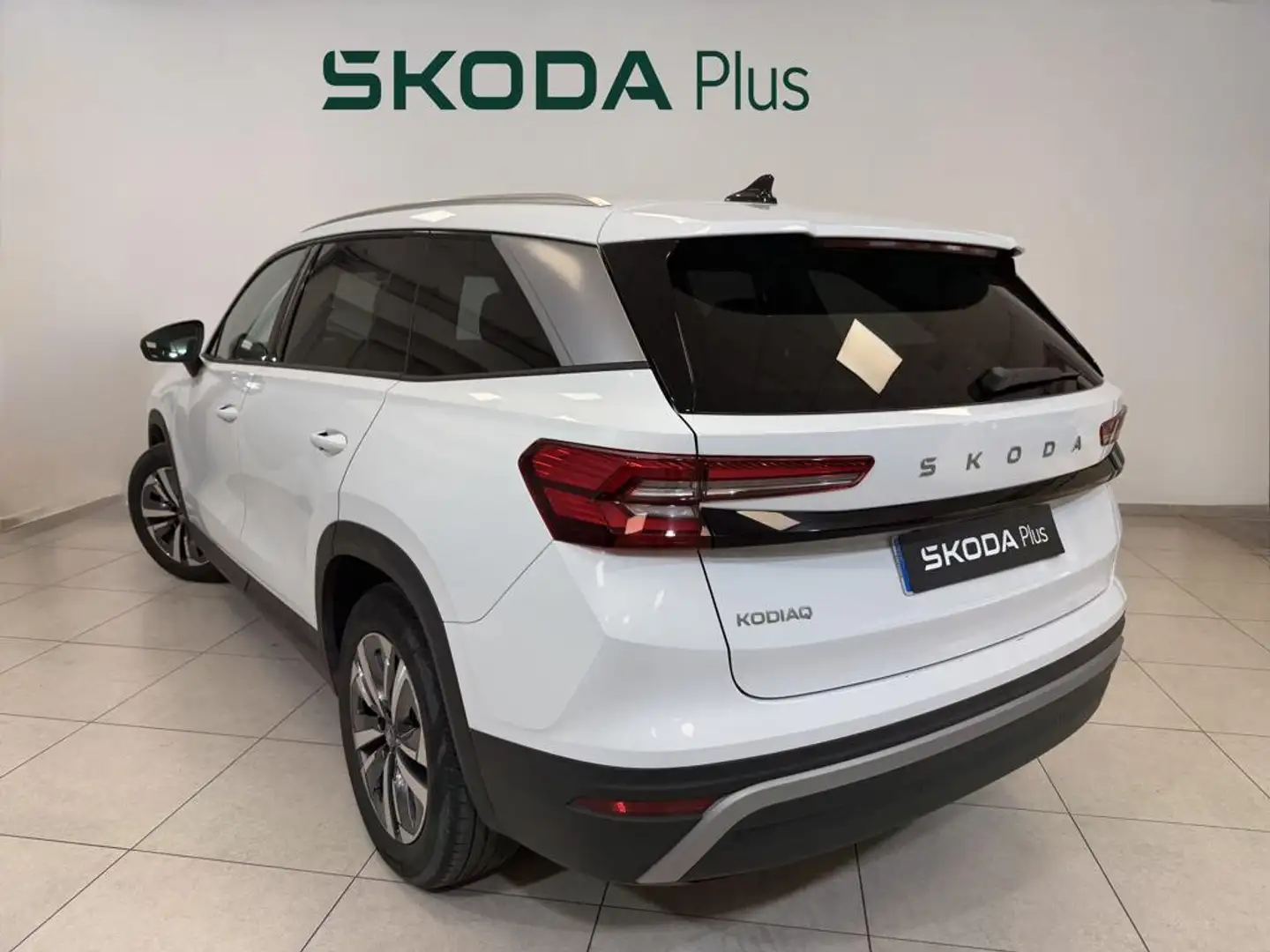 Skoda Kodiaq 1.5TSI m-HEV Selection 4x2 DSG 110kW Blanco - 2