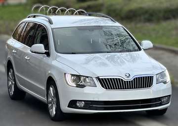 2.0 TDI Exclusive Navi PDC DSG Memory Bi-Xenon