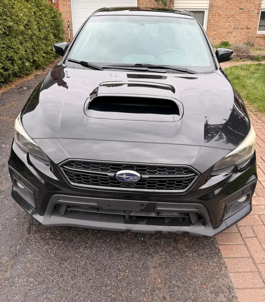 Subaru WRX снимка Subaru WRX