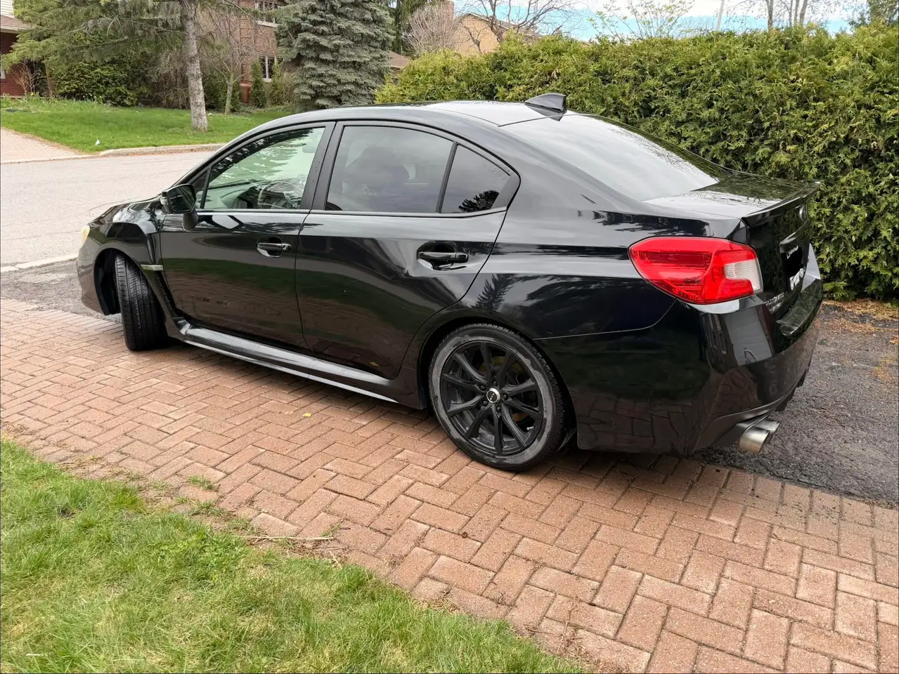 Subaru WRX снимка Subaru WRX