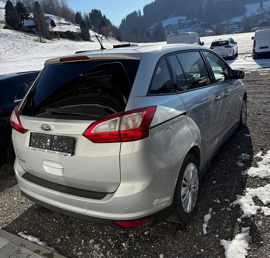 Ford Grand C-Max Trend 1,5 TDCi Silber - 2