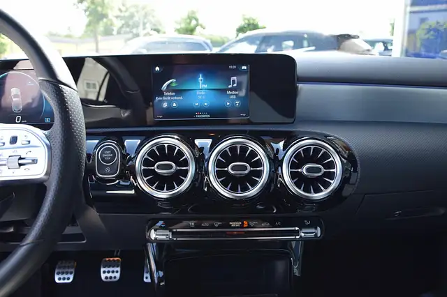 Mercedes-Benz A Class view 5