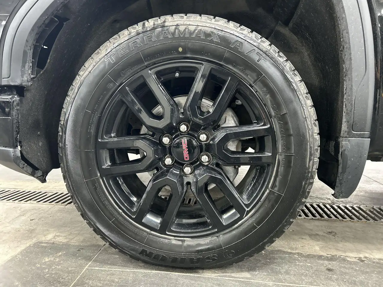 GMC Sierra 1500 снимка GMC Sierra 1500
