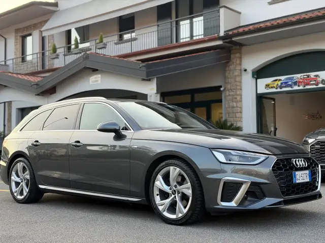 Audi A4 A4 V 2022 Avant 35 2.0 tdi mhev S Line edition 163