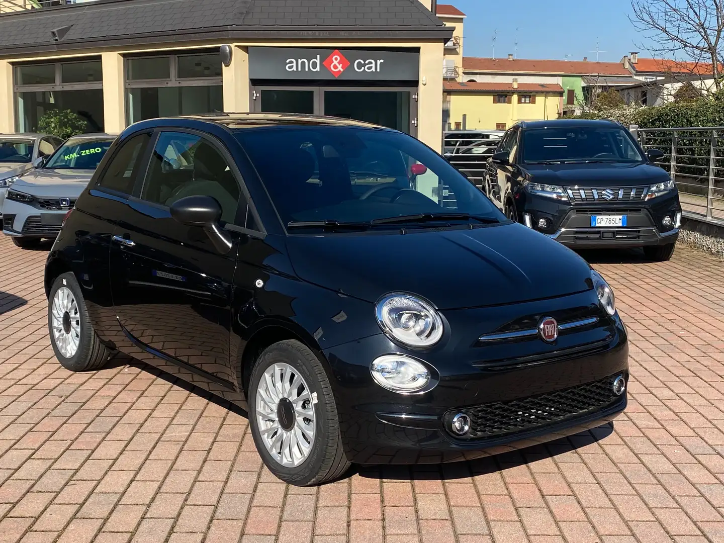 Fiat 500 500 1.0 hybrid Dolcevita 70cv Nero - 1