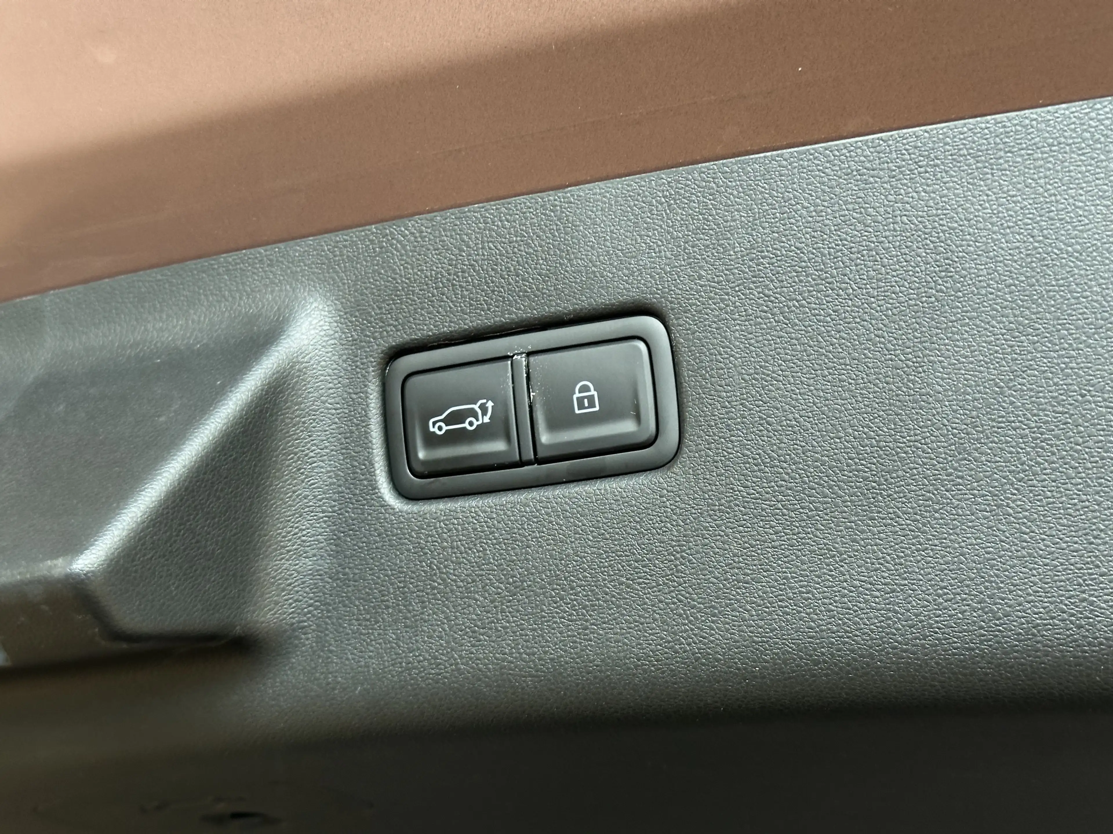 Hyundai SANTA FE Hybrid Signature Leder BOSE Memory Pano — photo 7